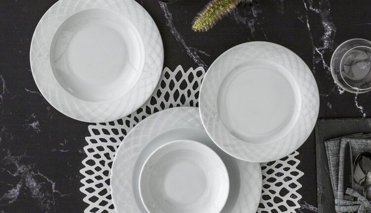 Çeyiz Hazırlığına Özel Yemek Takım Modelleri