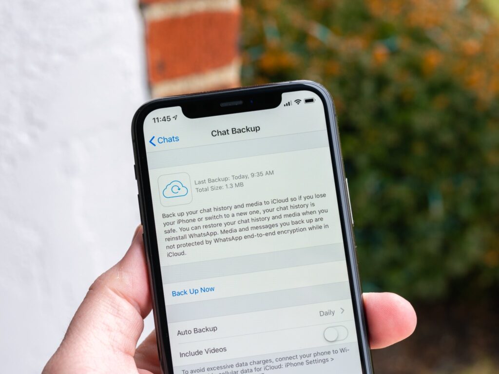 iPhone'da WhatsApp Mesajları Yedekleme