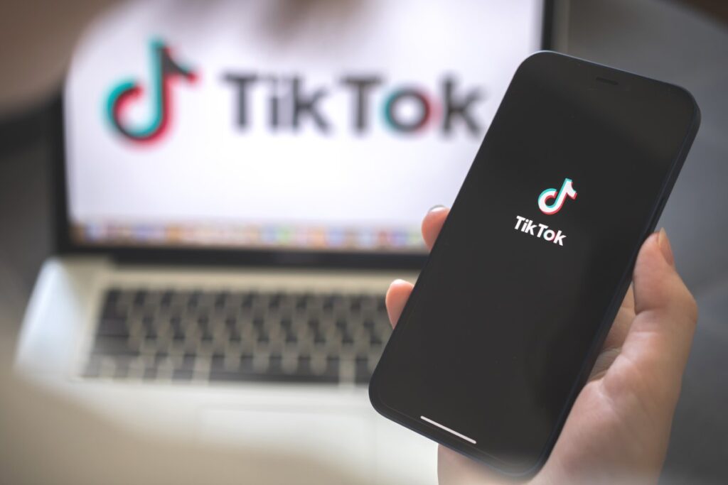 PC Kullanarak TikTok Videosu Nasıl Yüklenir