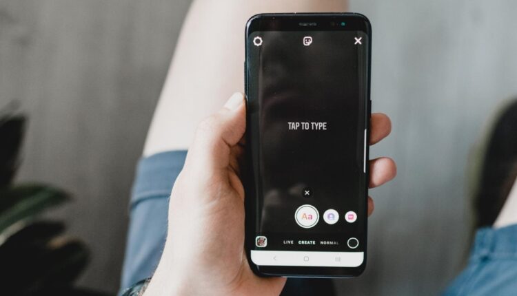 Instagram Hikayelerinize Canlı Fotoğraflar Nasıl Eklenir?