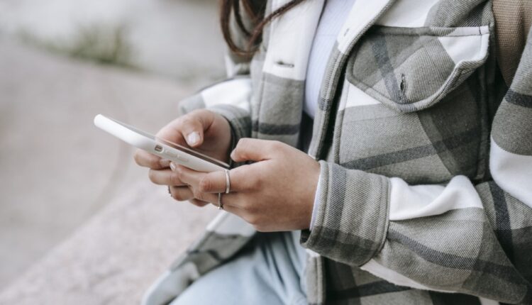 Telefon Ekran Parlaklığı Ne Kadar Olmalı?