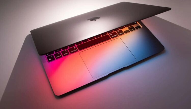 MacBook Air Pil Döngüsü Nasıl Bakılır?