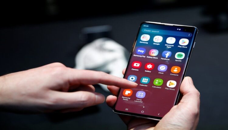 Samsung Sistem Uygulamaları Nerede?